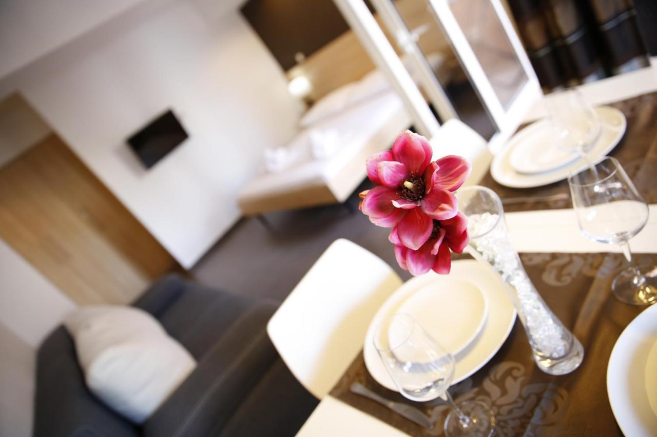 Guest House Lorenta 보디체 외부 사진