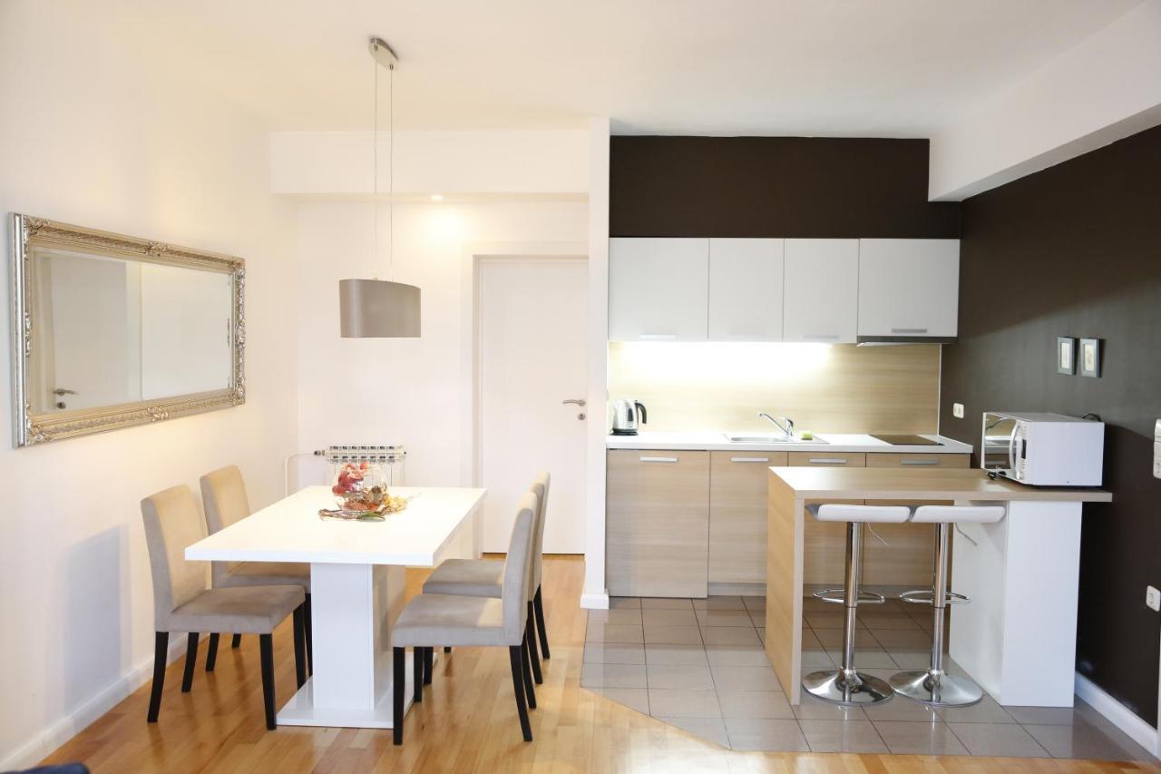 Guest House Lorenta 보디체 외부 사진